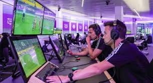 美媒晒图盛赞威少：他在国王，就好像一辆布加迪停在贫民窟